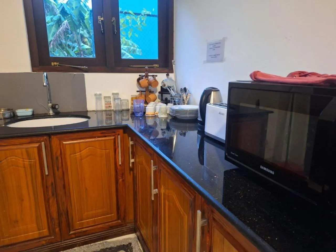 Bivora Villa Negombo 0*,